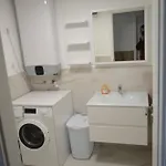 아파트 Ezuestpart Granada 4 Koezvetlen Vizparti Luxus