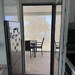 아파트 Ezuestpart Granada 4 Koezvetlen Vizparti Luxus *