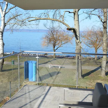 Appartamento Ezuestpart Granada 4 Koezvetlen Vizparti Luxus Siófok