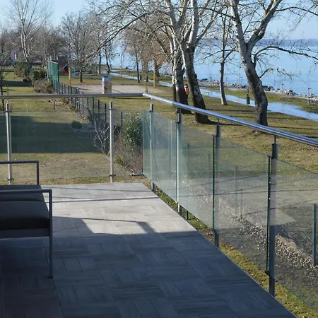 Ezuestpart Granada 4 Koezvetlen Vizparti Luxus Appartamento *