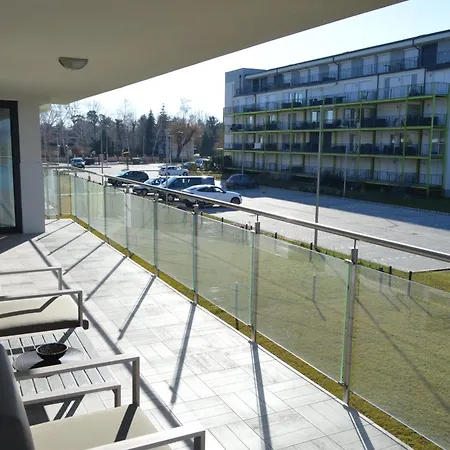 Ezüstpart Granada 4 Közvetlen Vizparti Luxus * Siofok