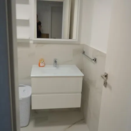 Ezüstpart Granada 4 Közvetlen Vizparti Luxus * Siofok