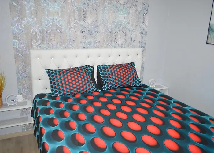 Ezuestpart Granada 4 Koezvetlen Vizparti Luxus דירה *