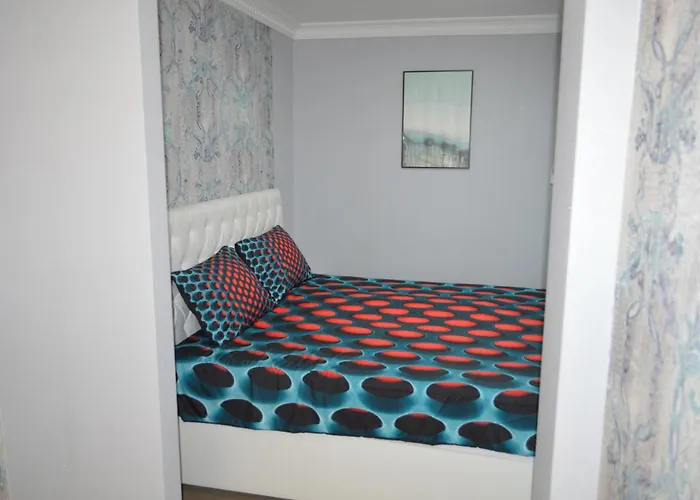 Ezuestpart Granada 4 Koezvetlen Vizparti Luxus Appartamento