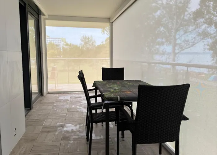 Appartamento Ezuestpart Granada 4 Koezvetlen Vizparti Luxus